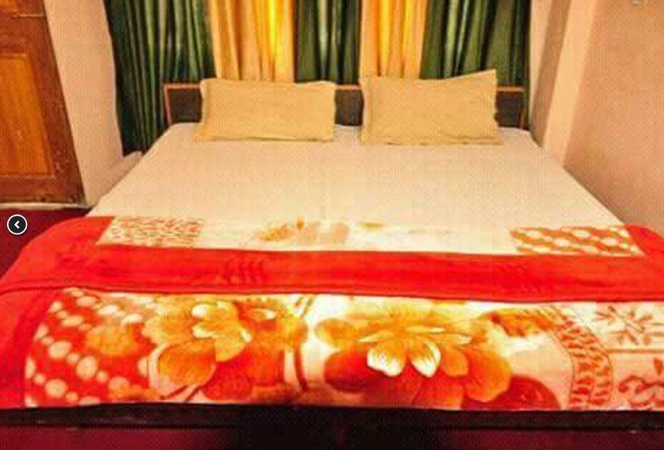 Moksha Hotel Касоль Екстер'єр фото
